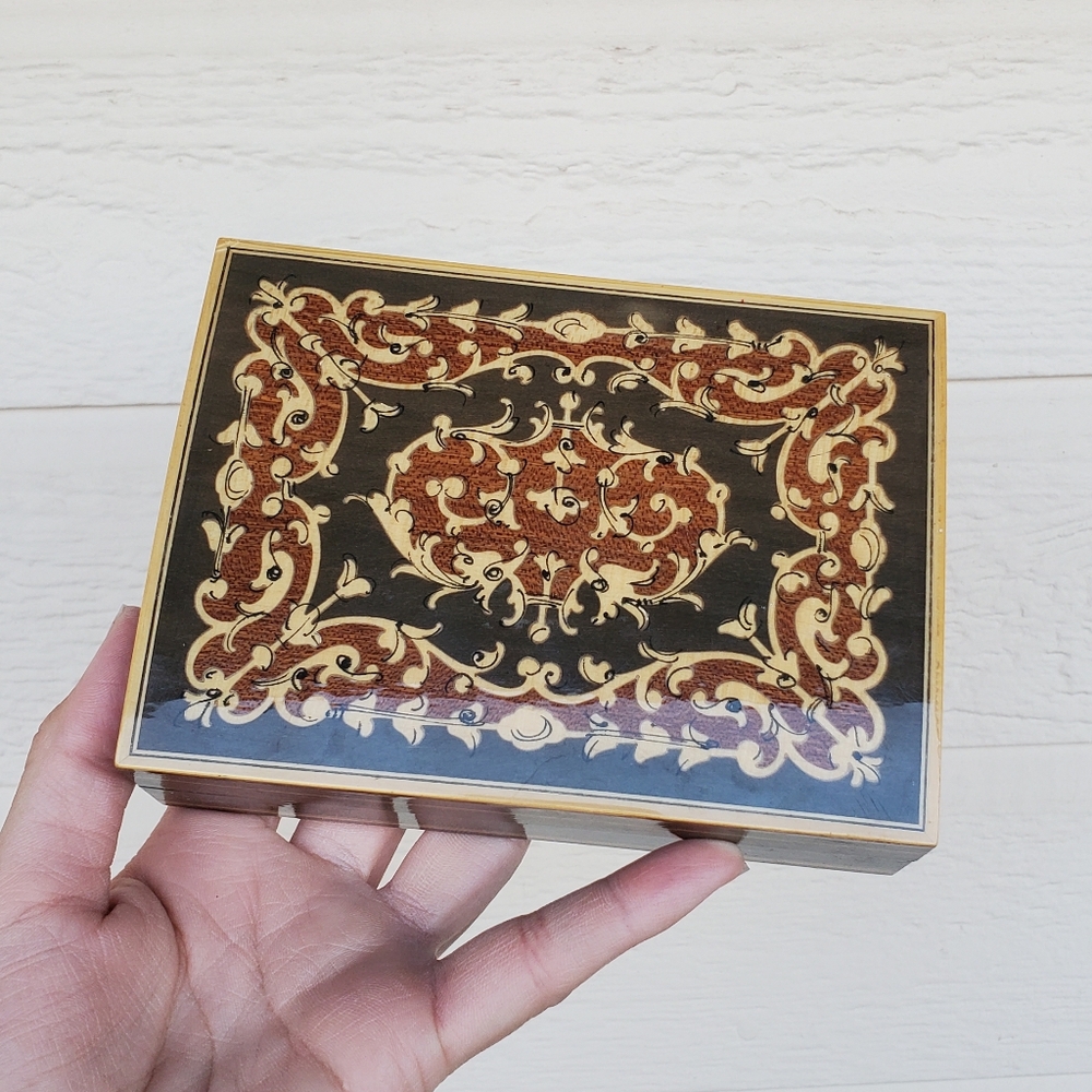 Vintage Wood Lacquered Trinket Box